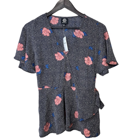 NWT Bobeau Flutter Sleeve Faux Wrap Blouse - Picture 3 of 15